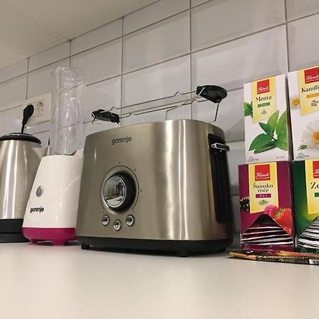 Apartments Valentina - Free Parking モスタル 部屋 写真