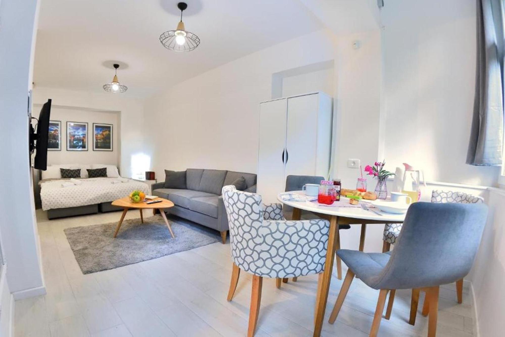 Apartments Valentina - Free Parking モスタル 部屋 写真