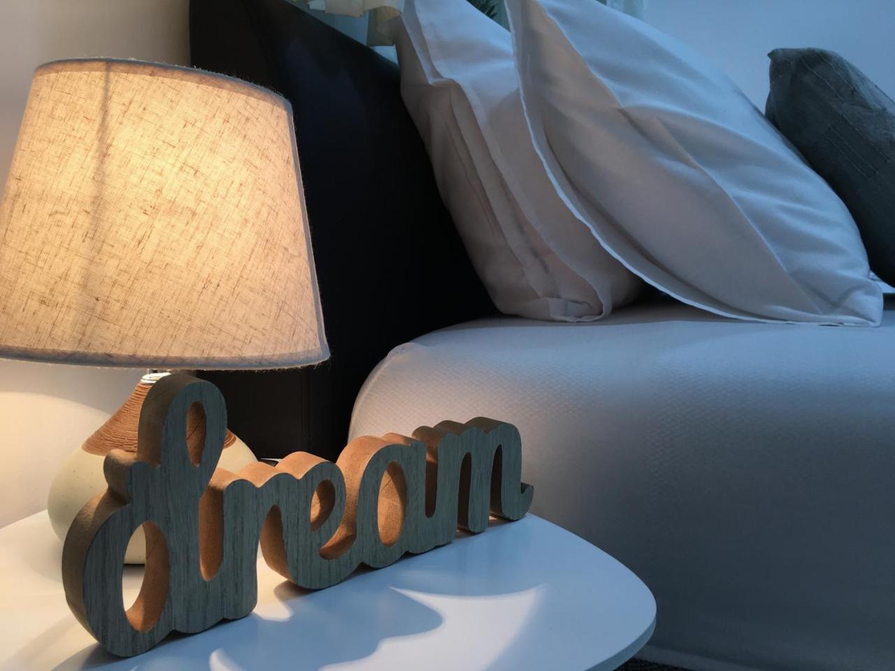 Apartments Valentina - Free Parking モスタル エクステリア 写真