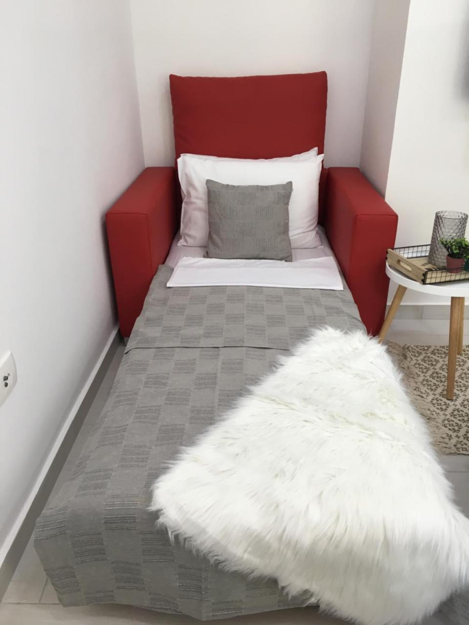 Apartments Valentina - Free Parking モスタル エクステリア 写真