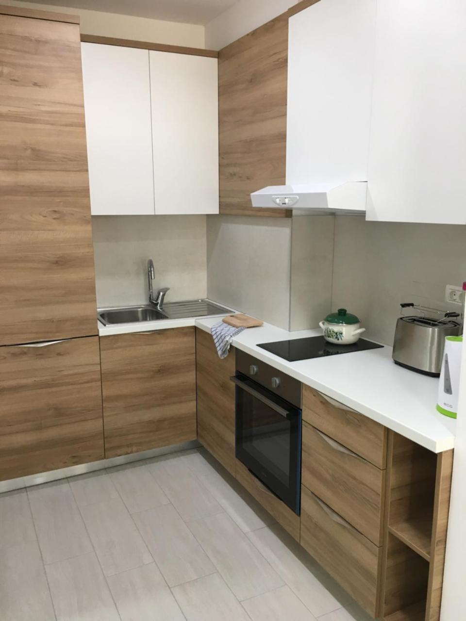 Apartments Valentina - Free Parking モスタル エクステリア 写真