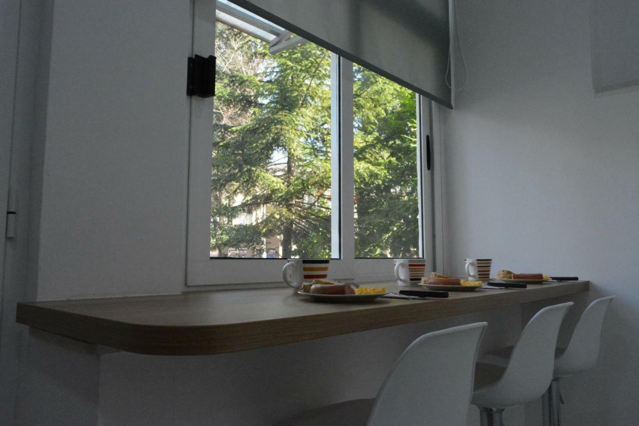 Apartments Valentina - Free Parking モスタル エクステリア 写真